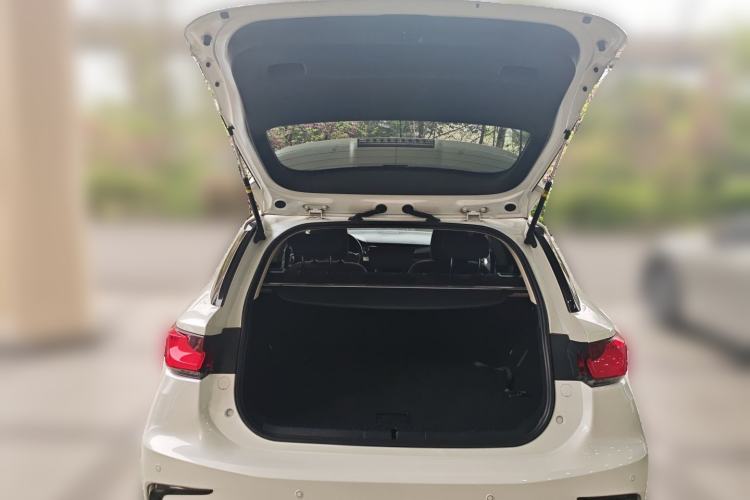 Used Lexus CT 2017 CT200h Elite Edition Solid Color China V Standard Trunk