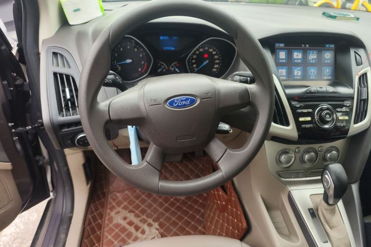 Used Ford Focus 2012 Sedan 1.6L Automatic Comfort Model
