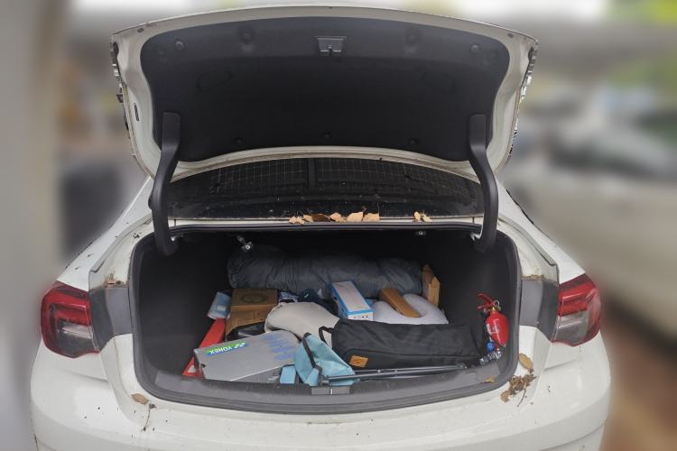 Used Buick Regal 2017 20T Elite Edition Trunk