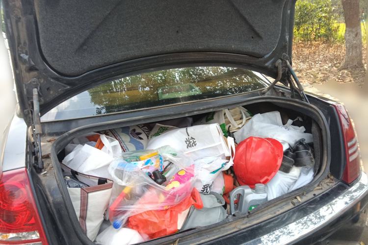 Used Chrysler 300C 2006 2.7L Luxury Edition