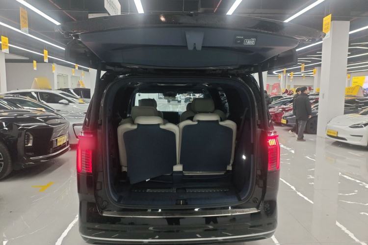 Used Zeekr 009 2022 WE Edition