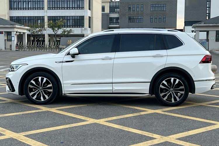 Used Volkswagen Tiguan L 2022 330TSI Automatic Two-Wheel Drive R-Line Enhanced Edition