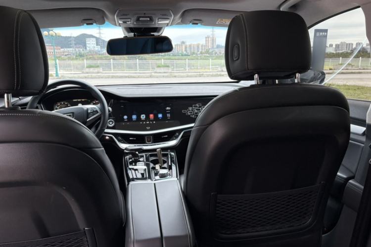 Used Geely Auto Emgrand GT 2018 1.5T MHEV Yaoxiang Edition Interior 9