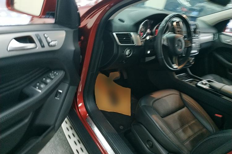 Used Mercedes-Benz GLE Coupe 2015 GLE 320 4MATIC Coupe SUV Driver Seat