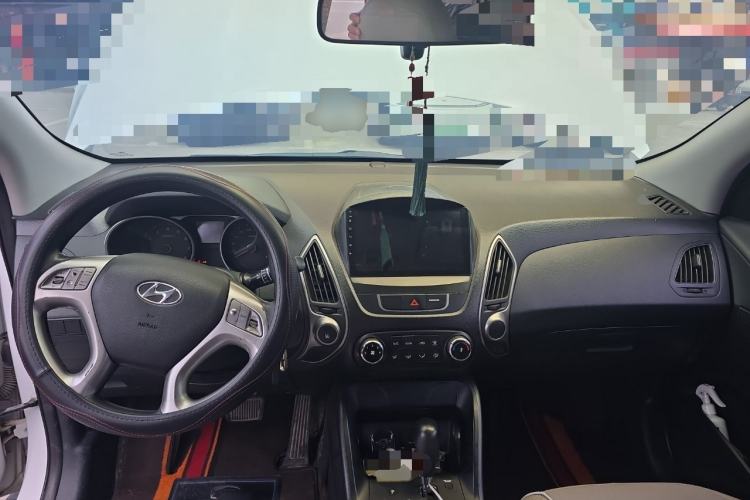 Used Hyundai ix35 2013 2.0L Automatic 2WD Comfort GL China IV Standard