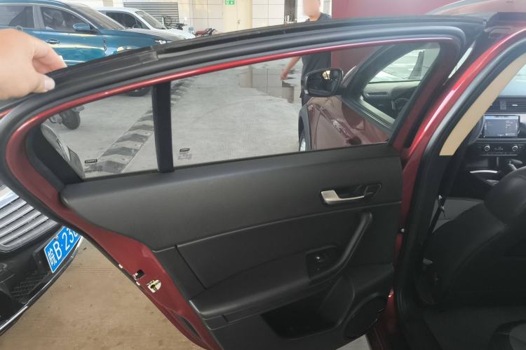 Used Qoros 3 2016 Urban SUV 1.6T Automatic ZhiKu Model