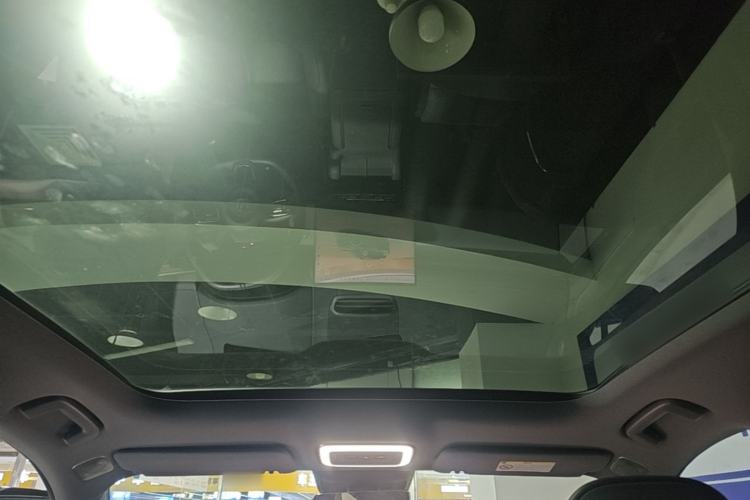 Used Zeekr 7X 2025 100 kWh Long-Range Rear-Wheel Drive with Intelligent Driving Features Headliner