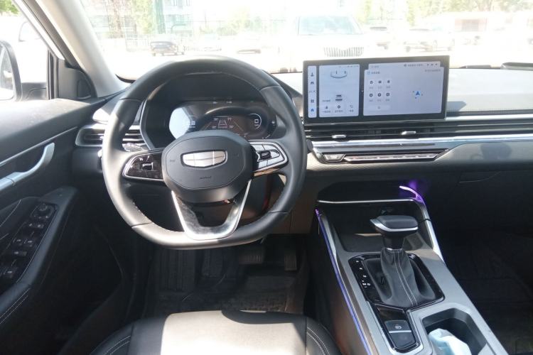 Used Geely Auto Emgrand 2025 4th Generation 1.5L CVT Luxury Version
