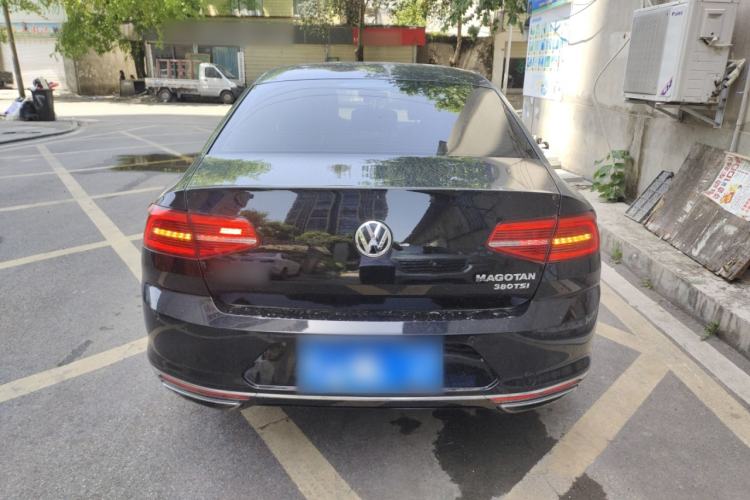 Used Volkswagen Magotan 2018 Facelift 380TSI DSG Luxury Version
