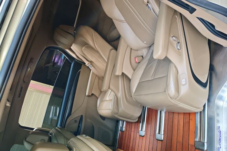 Used Buick GL8 2020 ES Land Cruiser 653T Luxury Model
