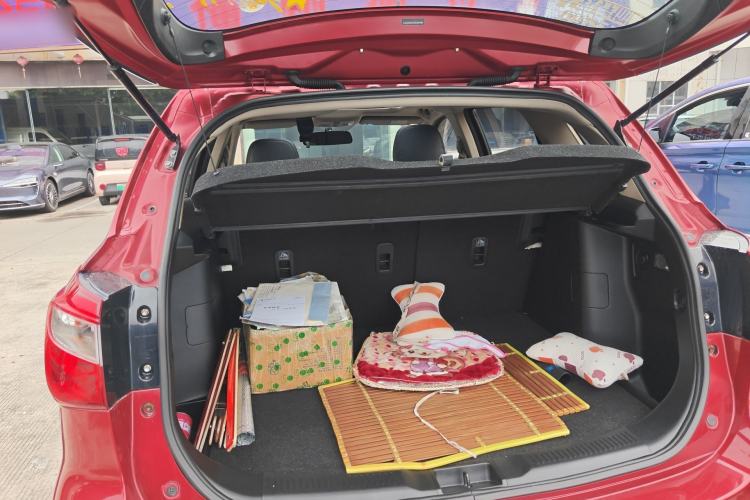 Used Suzuki S-Cross 2014 1.6L CVT Two-Wheel Drive Elite Version Trunk