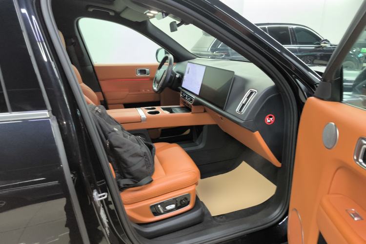 Used Li Auto L9 2022 Max model
