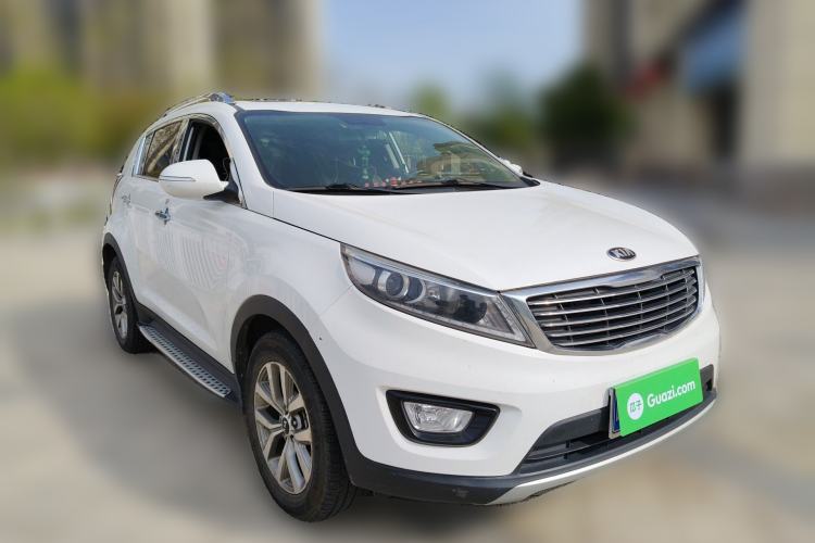 Used Kia Sportage R 2015 2.0L Automatic Two-Wheel Drive GLS Front Right 45 Deg