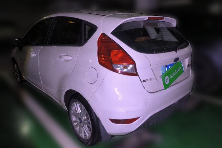 Used Ford Fiesta 2013 Hatchback 1.5L Automatic Fashion Edition
