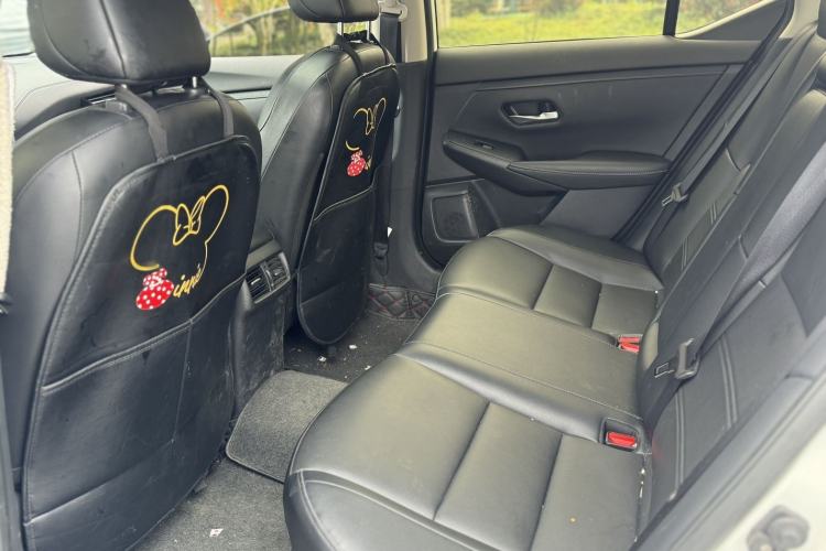 Used Nissan Sylphy 2022 1.6L XL CVT Enjoyment Edition Interior 9