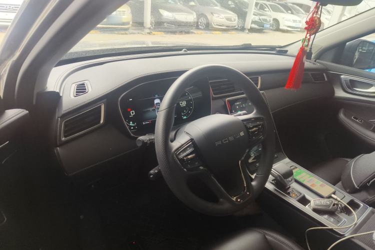 Used Roewe RX5 2025 PLUS 330TGI Automatic Trendsetting Smart Edition Center Console