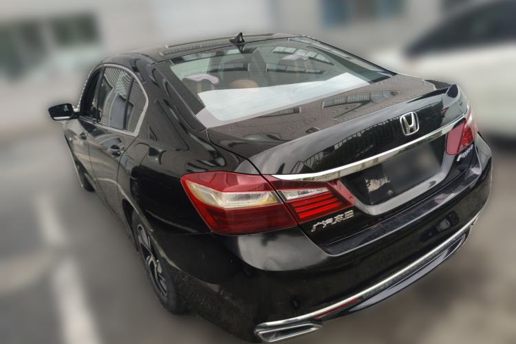 Used Honda Accord 2016 2.0L Comfort Edition
