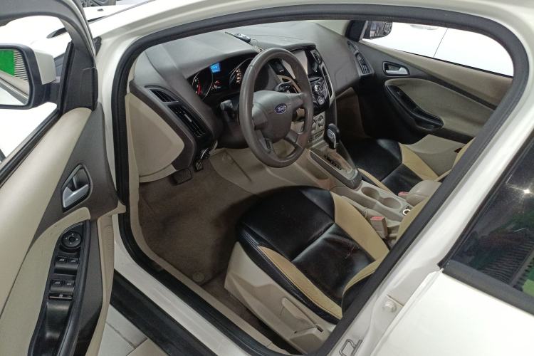 Used Ford Focus 2012 Sedan 1.6L Automatic Comfort Model