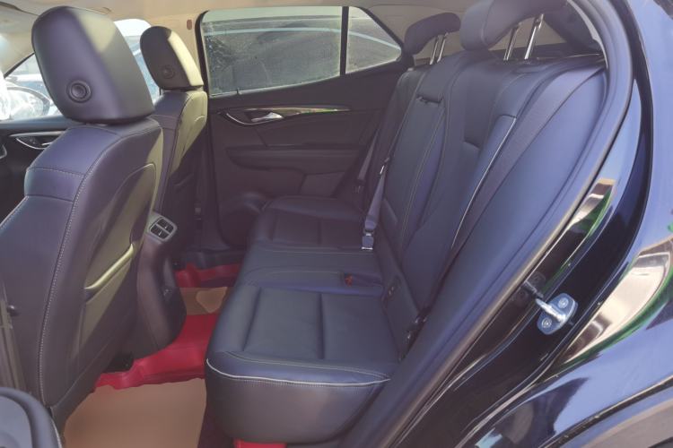 Used Buick Envision 2022 Facelift Encore S 652T Two-Wheel-Drive Luxury Model
