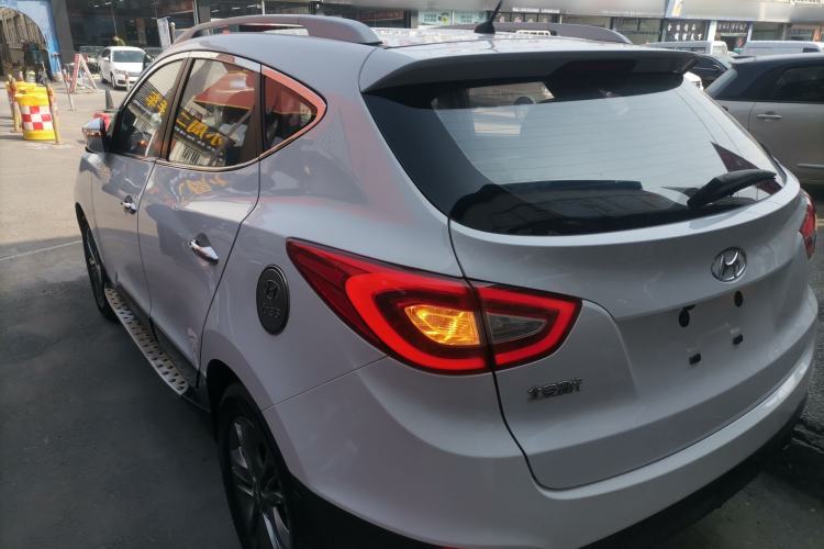 Used Hyundai ix35 2015 2.0L Automatic 2WD Smart Type China IV