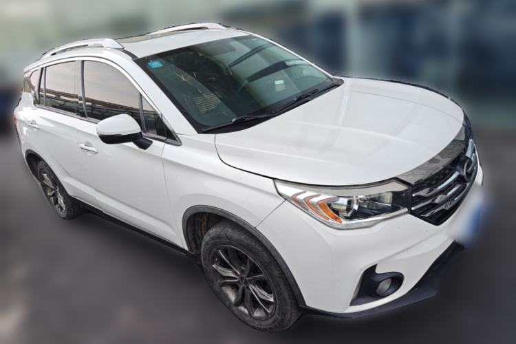 Used GAC Trumpchi GS4 2015 200T G-DCT Elite Edition Front Right 45 Deg