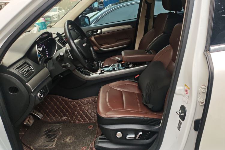 Used Haval H8 2017 2.0T Diesel 4x4 Smart Enjoyment Version
