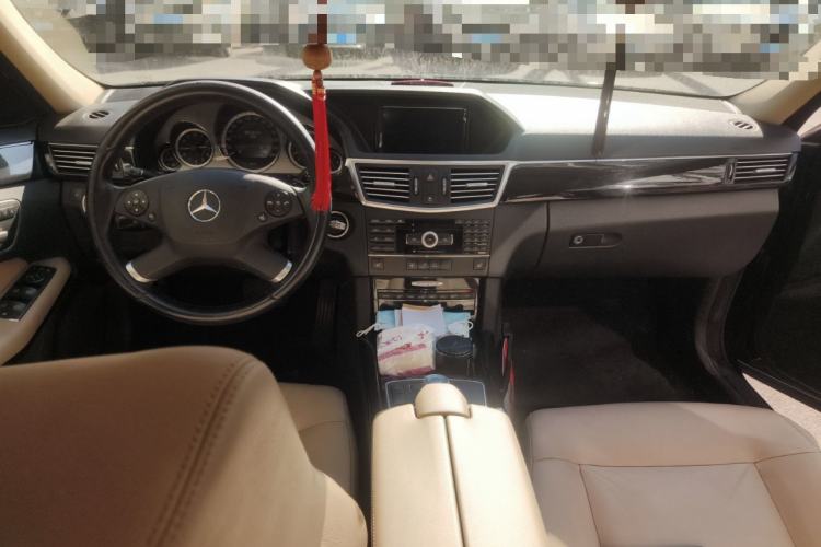 Used Mercedes-Benz E-Class 2010 E 300 L Fashion Model