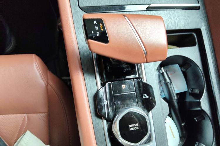 Used CHANGAN CS75 PLUS 2023 3rd Generation 1.5T Automatic Prestige Model
