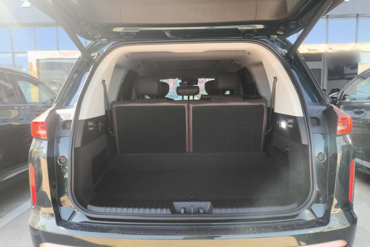 Used EXEED Lanyue 2023 400T Four-Wheel Drive Star Prestige 7-Seater Trunk