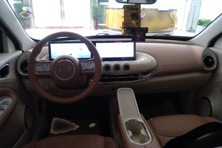 Used Wuling Bingo 2025 410 km Lingxi Deluxe Edition Center Console