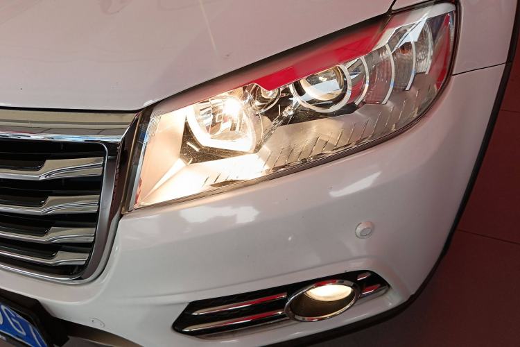 Used Haval H6 2015 Sport Edition 1.5T Automatic Two-Wheel Drive Luxury Model