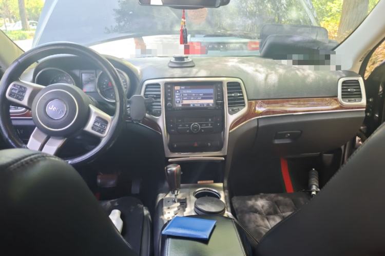 Used Jeep Grand Cherokee 2013 3.6L Comfort Navigation Edition