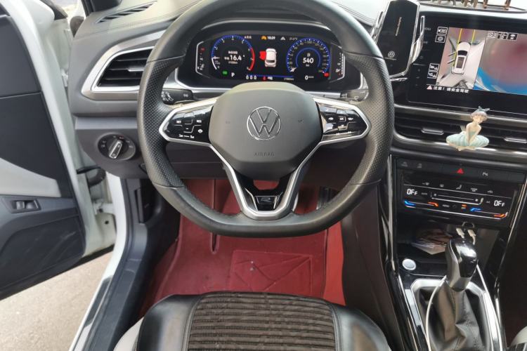 Used Volkswagen T-ROC 2023 300TSI DSG Two-Wheel-Drive Chen Guang Edition
