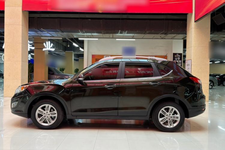 Used GAC Trumpchi GS5 2014 2.0L Automatic Two-Wheel Drive Deluxe Edition Exterior 4