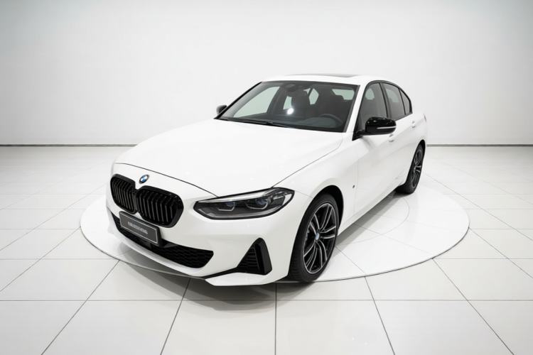 Used BMW 1 Series 2021 Restyled 125i M Sport Night Edition Guazi used car, China used car export, Used car for sale, Used cars, Cheapest cars for sale