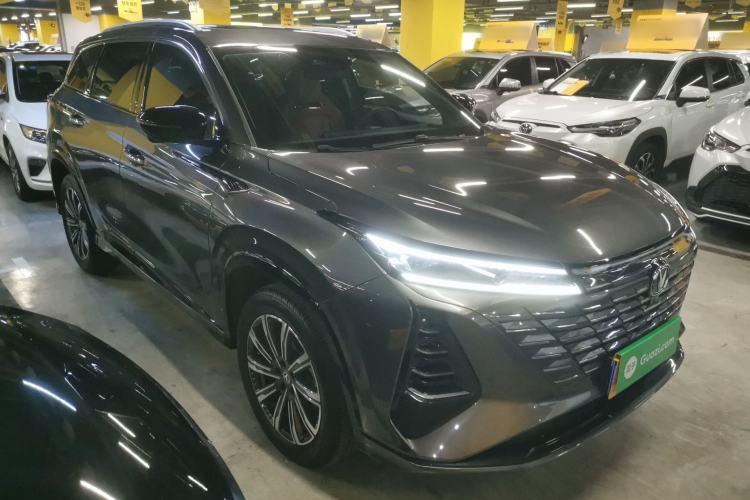 Used Changan CS75 PLUS 2025 Model, 3rd Generation Champion Edition 1.5T Jinghang Version
