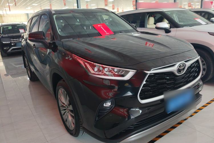 Used Toyota Highlander 2024 2.5L Smart Electric Hybrid Dual-Motor Two-Wheel Drive Luxury Version 7 Seats Front Right 45 Deg