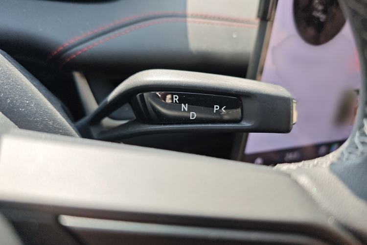 Used Xiaomi Auto SU7 2024 Rear-Drive Long-Range Intelligent Driving Version
