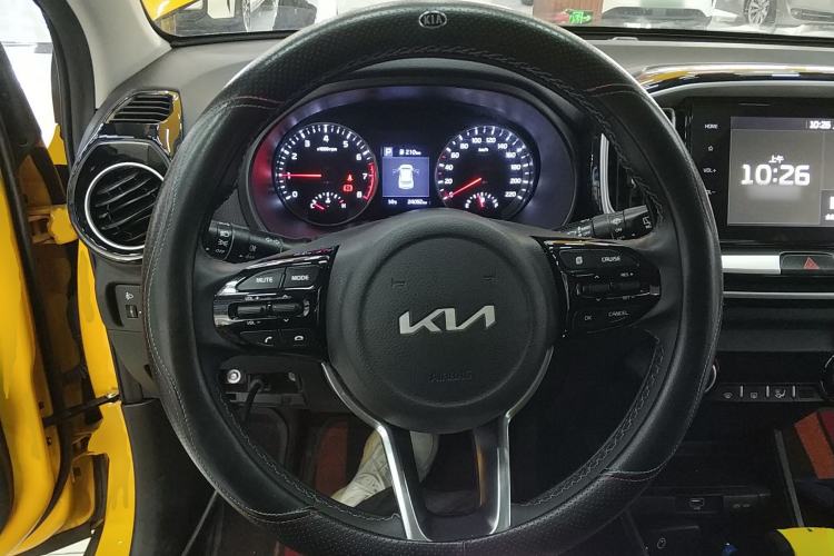 Used Kia kx1 Stonic 2021 1.4L CVT Sunroof Model