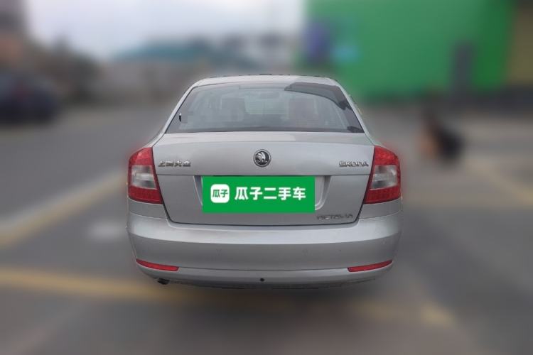 Used Skoda Octavia 2014 1.6L Manual Yijie Edition Rear