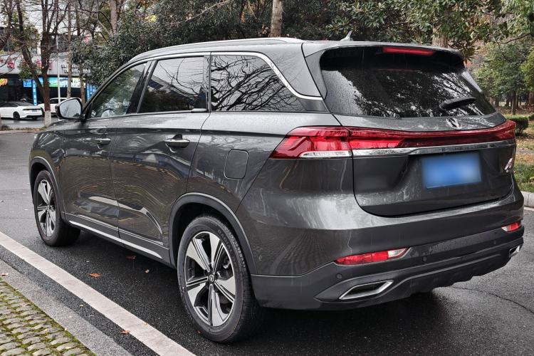 Used Changan X7 PLUS 2024 1.5T Automatic Luxury 7-Seater
