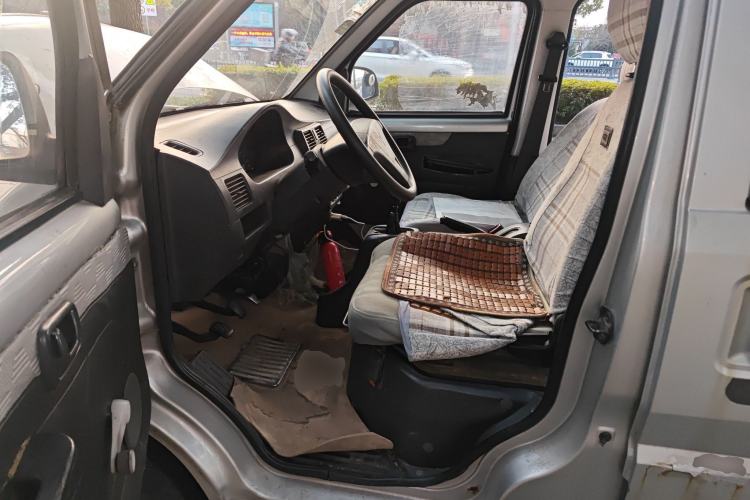 Used Wuling Rongguang 2011 1.2L Base Version
