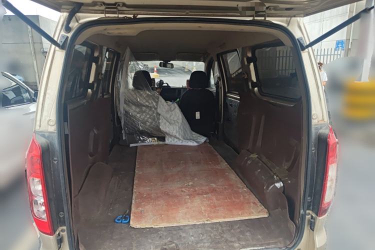 Used Wuling Hongguang V 2019 1.5L Base Version China VI LAR
