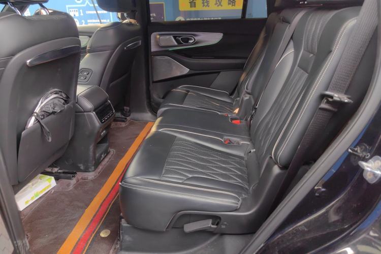 Used GAC Trumpchi GS8 2022 Flagship Series 2.0 TGDI Two-Wheel-Drive Prestige Edition (7 Seats) Left Rear Seat