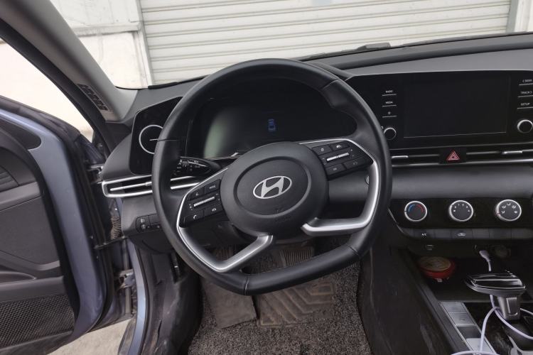 Used Hyundai Elantra 2023 1.5L CVT GLX Elite Edition Steering Wheel