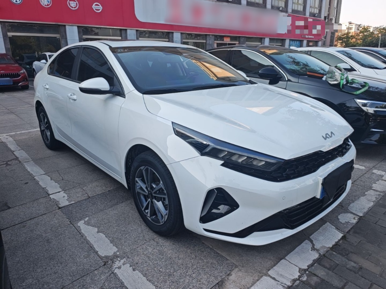 Kia K3 2024 1.5L CVT Comfort Plus Edition — снимка 3