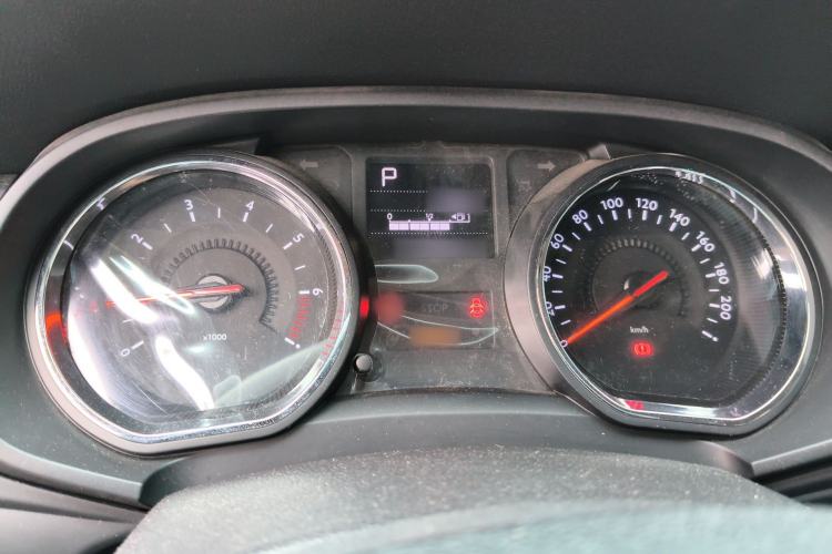 Used Citroen C3-XR 2015 1.6L Automatic Smart Version Instrument Cluster