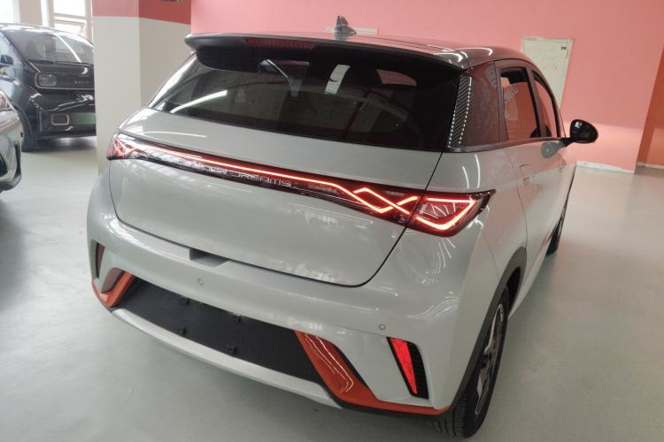 Used BYD Dolphin 2021 405 km Fashion Edition