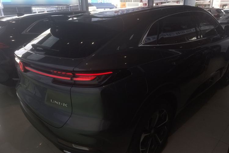 Used CHANGAN UNI-K iDD 2023 Zhidian iDD 1.5T 135km Smart & Fun Model Exterior 5