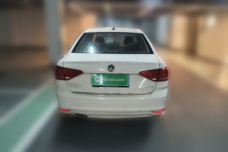 Used Volkswagen Lavida 2017 1.6L Automatic Comfort Edition
